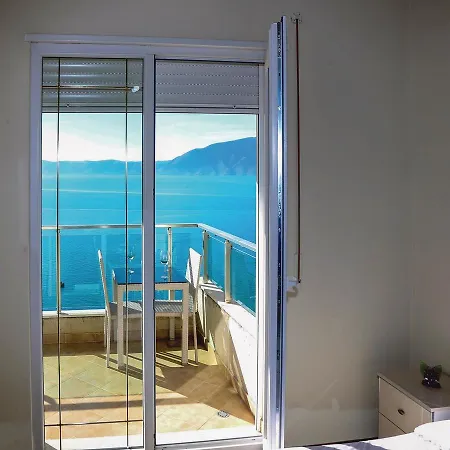 One-bedroom In * فلورا